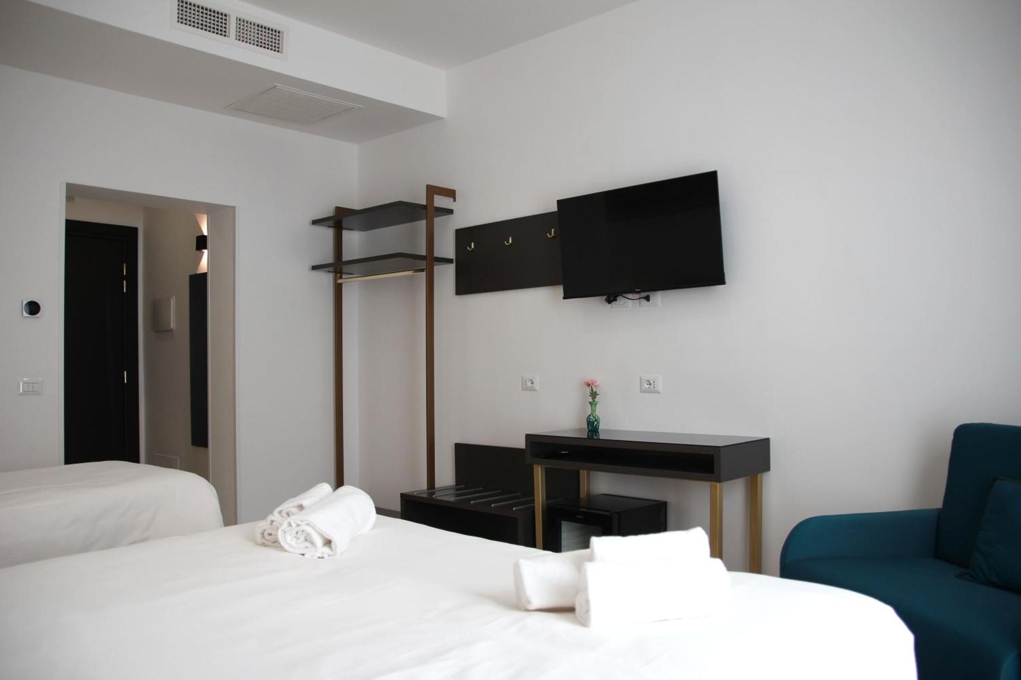 רומא Joyful 148 Luxury Guest House Powered By Joyful Termini Boutique Guest House מראה חיצוני תמונה