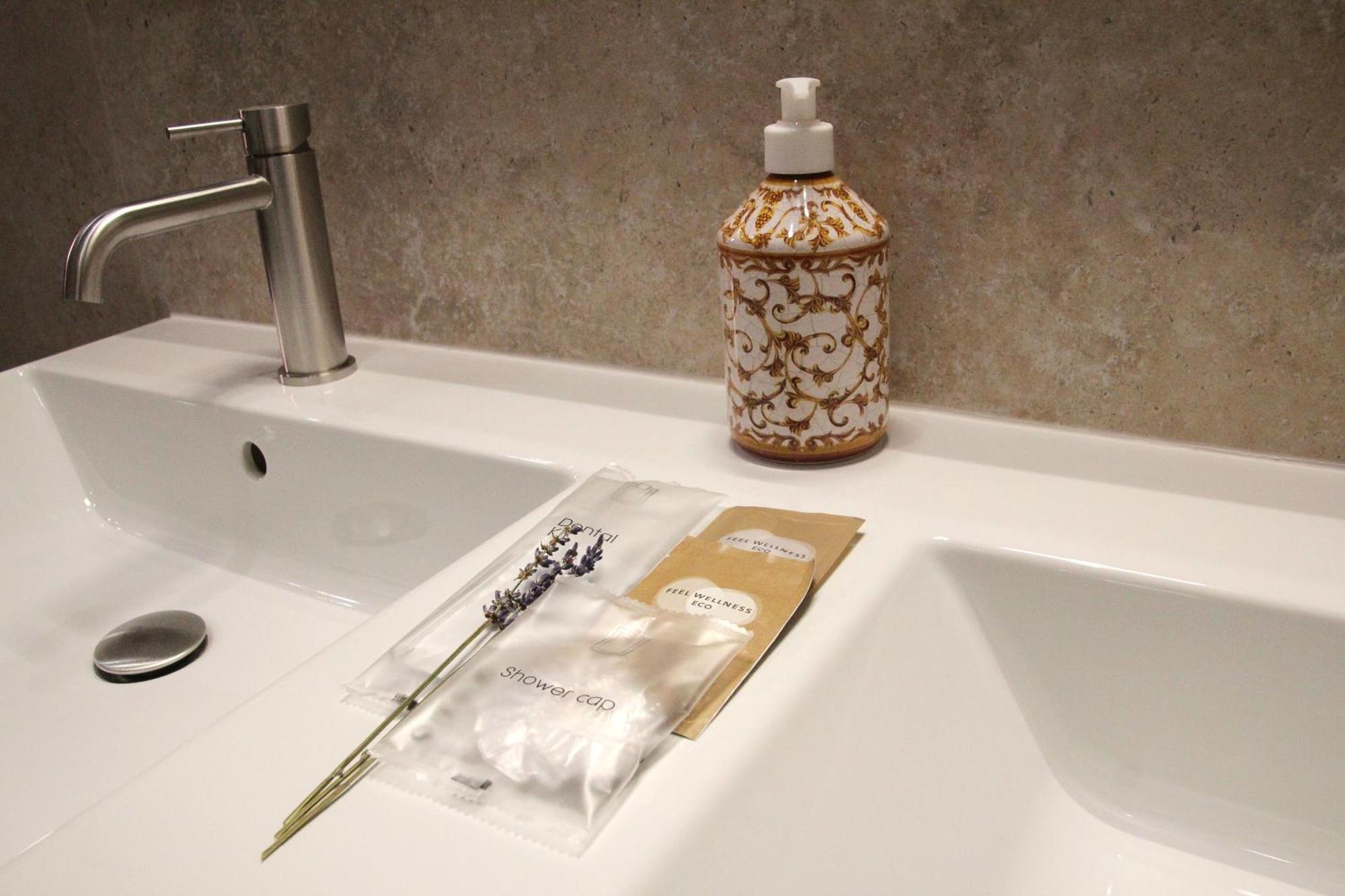 רומא Joyful 148 Luxury Guest House Powered By Joyful Termini Boutique Guest House מראה חיצוני תמונה